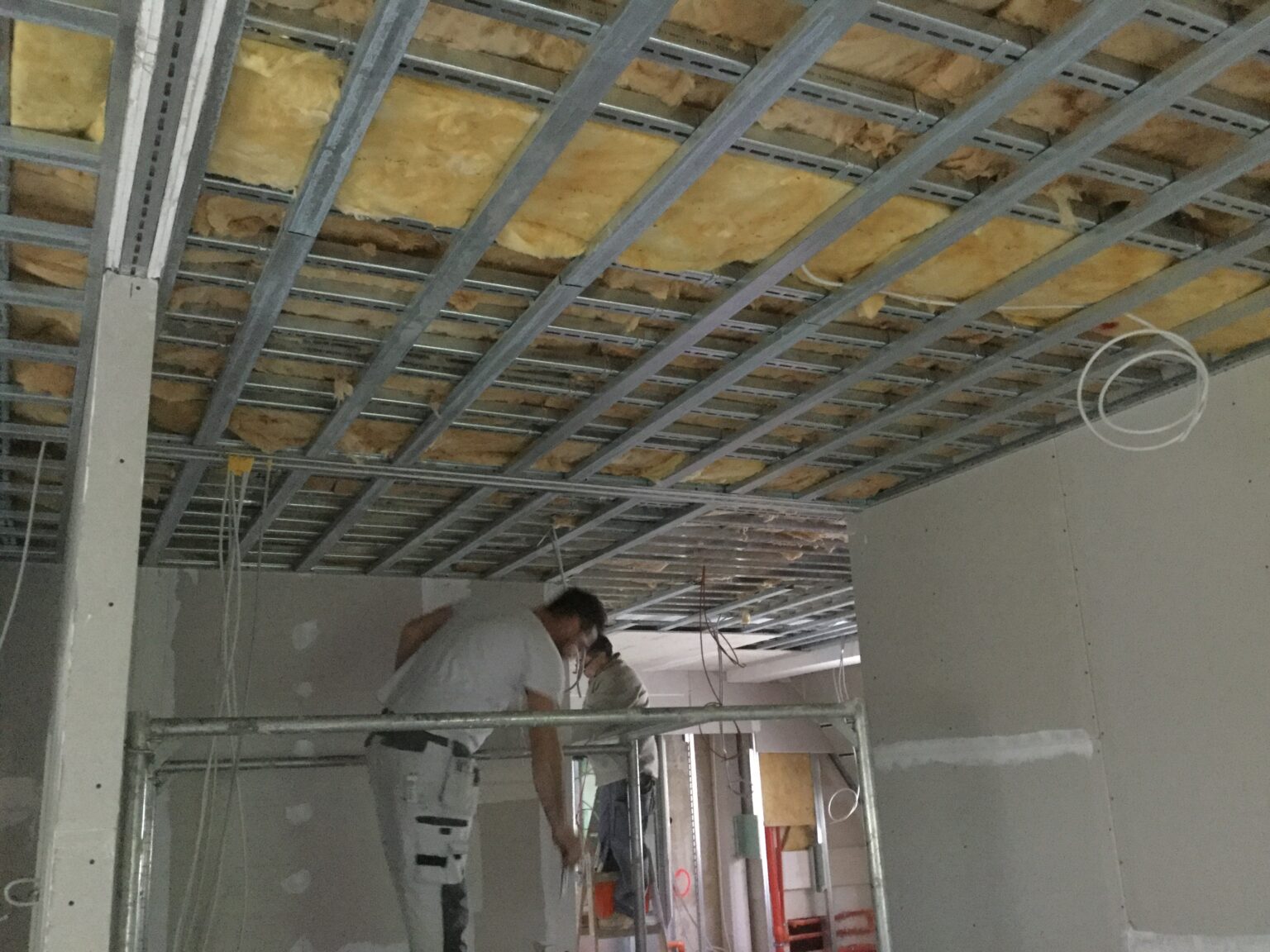 komplettsanierung-berlin-wilmersdorf-deckenabdichtung-baustelle