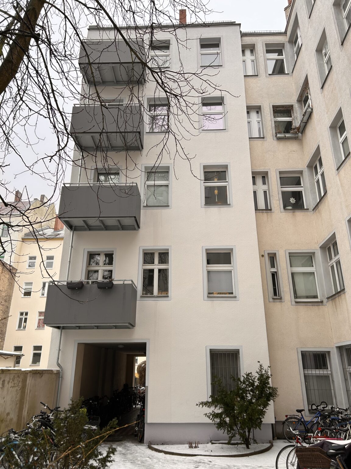 fassadensanierung-berlin-wedding-hinterhof-3